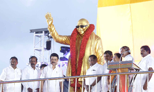 ஈரோடு மாவட்டம் கள்ளிப்பட்டியில் கருணாநிதி சிலையை திறந்து வைத்தார் மு.க.ஸ்டாலின்