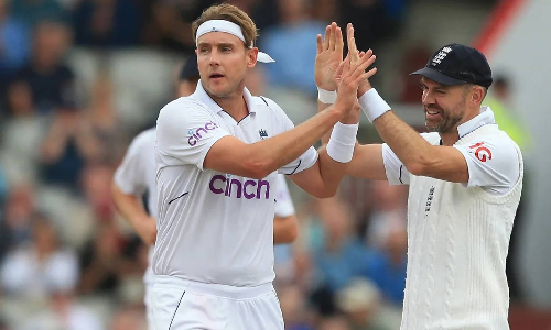 இங்கிலாந்துக்கு எதிரான 2வது டெஸ்ட் - தென் ஆப்பிரிக்கா முதல் இன்னிங்சில் 151 ரன்னில் சுருண்டது