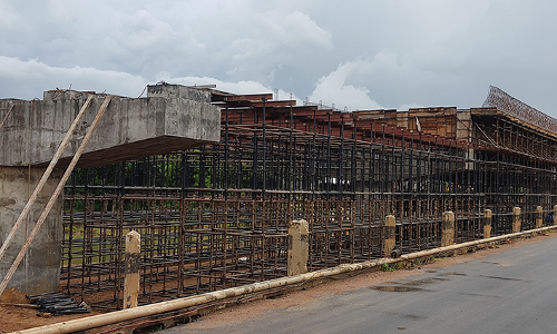 ஊத்துக்கோட்டை அருகே ரூ.11½ கோடியில் கட்டப்படும் புதியபாலம் பணி மார்ச் மாதத்துக்குள் முடிக்க திட்டம்