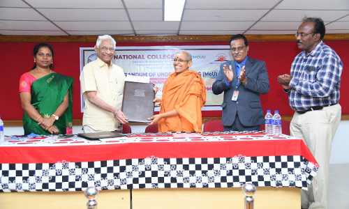 திருச்சி தேசியக்கல்லூரியில் கலாசாரத்தை வளர்க்க புரிந்துணர்வு ஒப்பந்தம்