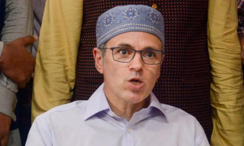 காங்கிரஸ் நிலைகுலைவதை பார்க்க வருத்தமாக இருக்கிறது: உமர் அப்துல்லா