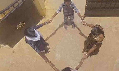 பூஜ்ஜிய நிழல் தின நிகழ்வை கண்டுகளித்த மாணவர்கள்