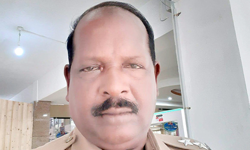 சாலை விபத்தில் போலீஸ்காரர் பலி