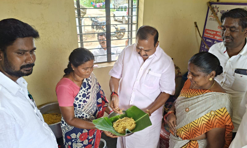 அரசு பள்ளியில் அக்ரி.கிருஷ்ணமூர்த்தி எம்.எல்.ஏ. ஆய்வு