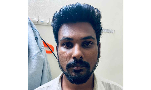 பணம் பறித்த சாப்ட்வேர் என்ஜினீயிரிடம் விசாரணை