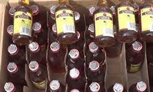 சேலம் சந்தைபேட்டை அரசு மதுபான பாரில்   123 பாட்டில்கள் பறிமுதல்