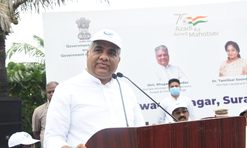 வருங்கால சந்ததியினருக்கு தூய்மையான கடற்கரையை வழங்க வேண்டும்- மத்திய மந்திரி வேண்டுகோள்