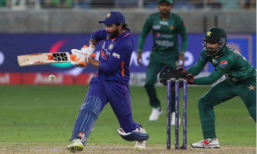 ஜடேஜா, பாண்ட்யா அபாரம் - பாகிஸ்தானை வீழ்த்தியது இந்தியா