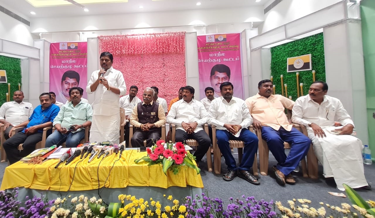 கட்டுமானப் பொருட்களுக்கு ஜி.எஸ்.டி.5 சதவிகிதமாக குறைக்க கோரிக்கை கட்டுமானப் பொருட்களுக்கு ஜி.எஸ்.டி.5 சதவிகிதமாக குறைக்க கோரிக்கை