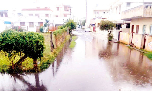 திருப்பூரில் பலத்த மழை- 100 வீடுகளை வெள்ளம் சூழ்ந்தது