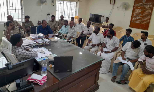 10 அடி உயர விநாயகர் சிலைகளை மட்டுமே பிரதிஷ்டை செய்ய வேண்டும் - உடுமலை ஆர்.டி.ஓ., விளக்கம்