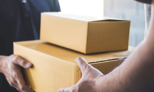 சுங்க கட்டணம் உயர்வு எதிரொலி- பார்சல், கொரியர் கட்டணம் 15 சதவீதம் அதிகரிப்பு