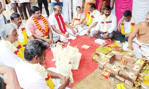 வேதபுரீஸ்வரர் கோவில் வளாகத்தில் கடைகள் கட்ட பூமி பூஜை