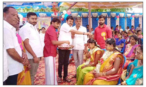 கெலமங்கலம் அருகே  கர்ப்பிணி தாய்மார்களுக்கு சமுதாய வளைகாப்பு