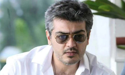 இமயமலையில் பைக்கில் சுற்றும் நடிகர் அஜித்