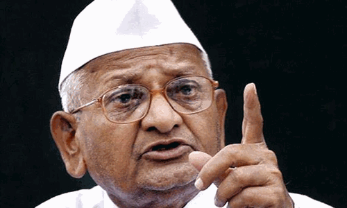 அதிகார போதையில் மிதக்கிறீர்கள் - கெஜ்ரிவாலை சாடிய அன்னா ஹசாரே