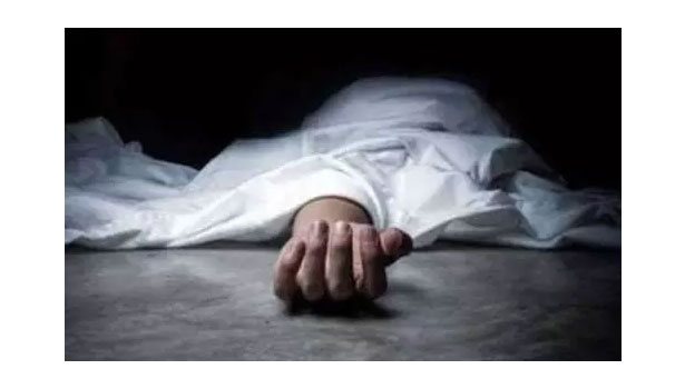 லாட்ஜில் தங்கியிருந்த சுற்றுலா பயணி சாவு லாட்ஜில் தங்கியிருந்த சுற்றுலா பயணி சாவு