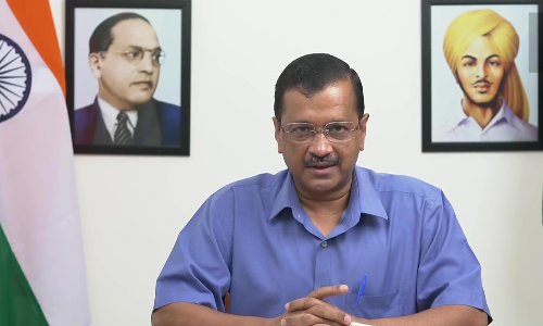 சி.பி.ஐ. சோதனையில் எதுவும் கிடைக்காததால் அன்னா ஹசாரேவை பாஜக பயன்படுத்துகிறது- கெஜ்ரிவால் பதிலடி