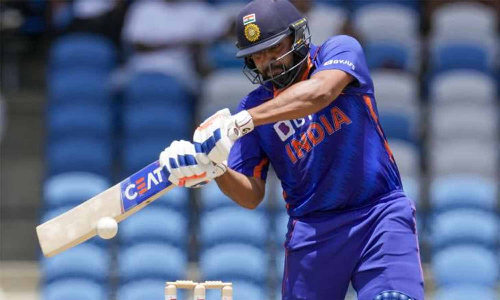 20 ஓவர் போட்டியில் அதிக வெற்றி: கோலி சாதனையை ரோகித் சர்மா முறியடிக்கிறார்