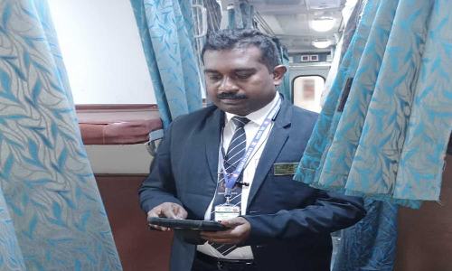கன்னியாகுமரி எக்ஸ்பிரஸ் ரெயிலில் டிஜிட்டல் சார்ட் முறை அறிமுகம்