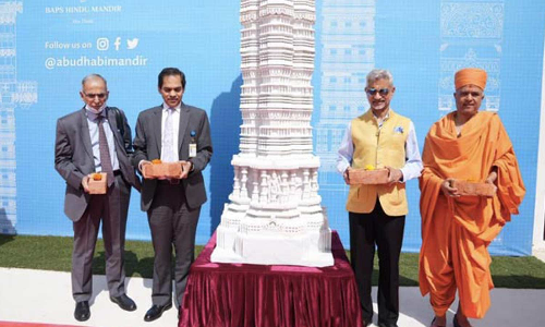 வெளியுறவுத் துறை மந்திரி யுஏஇ பயணம் - அபுதாபி இந்து கோயில் பணிகளை பார்வையிட்டார்