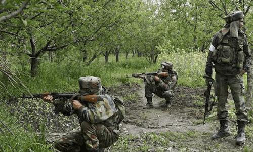 ஜம்மு காஷ்மீரில் பயங்கரவாதிகள் 2 பேர் சுட்டுக் கொலை