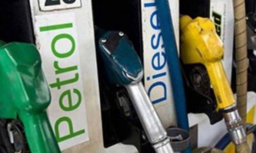பெட்ரோல், டீசல் விலை குறைவு- புதுவைக்கு படையெடுக்கும் தமிழக டிரைவர்கள்