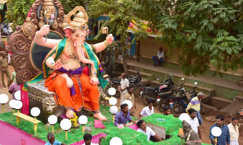 விநாயகர் சிலைகள் ஊர்வலம்