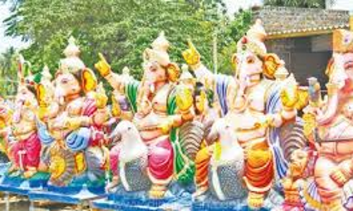 126 இடங்களில் விநாயகர் சிலைகள் வைத்து சிறப்பு வழிபாடு