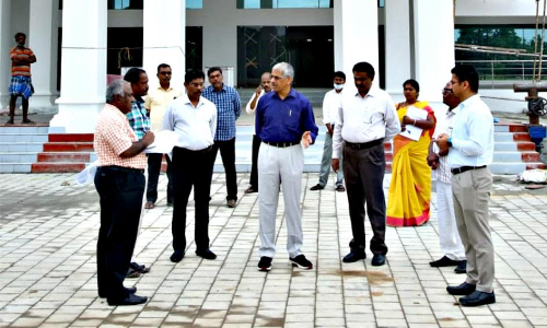 தமுக்கம் கட்டுமான பணி ஆய்வு