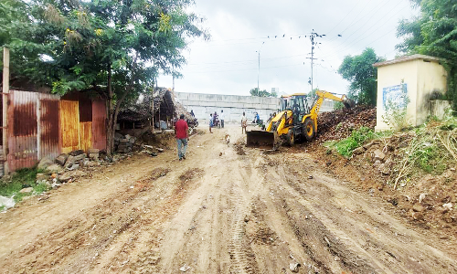 விநாயகர் சிலை ஊர்வலம் செல்லும் பாதைகள் சீரமைப்பு