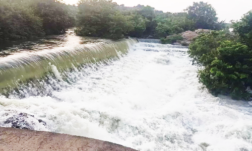 தென்பெண்ணை ஆற்றில் தொடர்ந்து வெள்ளப்பெருக்கு