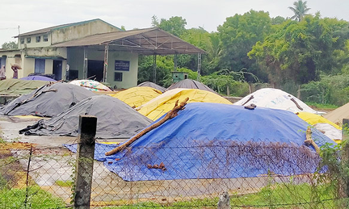 தொடர்மழையால் நெல் கொள்முதல் பணிகள் மந்தம்