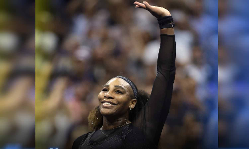 அமெரிக்க ஓபன் டென்னிஸ் செரீனா வில்லியம்ஸ், கவூப் 3-வது சுற்றுக்கு தகுதி: ஷகாரி அதிர்ச்சி தோல்வி