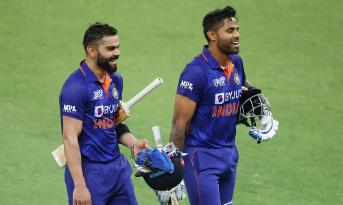 விவரிக்க வார்த்தைகள் இல்லை... சூர்யகுமார் யாதவின் ஆட்டம் பிரமாதம்- கேப்டன் ரோகித் சர்மா புகழாரம்