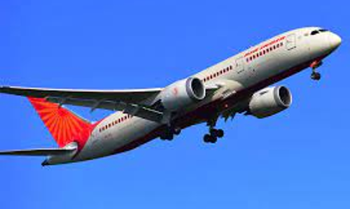 கடத்தல்காரருக்கு சுங்கத்துறை அதிகாரிகள் வலைவீச்சு