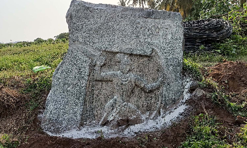 கிருஷ்ணகிரியை அடுத்த பன்னப்பள்ளியில்     கி.பி.910-ம் நூற்றாண்டு நுளம்பர் காலத்து  கன்னட கல்வெட்டு கண்டுபிடிப்பு