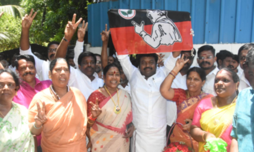 எடப்பாடி பழனிசாமிக்கு ஆதரவாளர்கள் வாழ்த்து