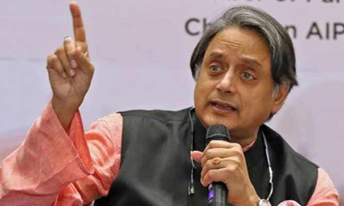 காங்கிரஸ் தலைவர் தேர்தலுக்கு வாக்காளர் பட்டியல் வெளியிட வேண்டும்: சசி தரூர் திடீர் கோரிக்கை