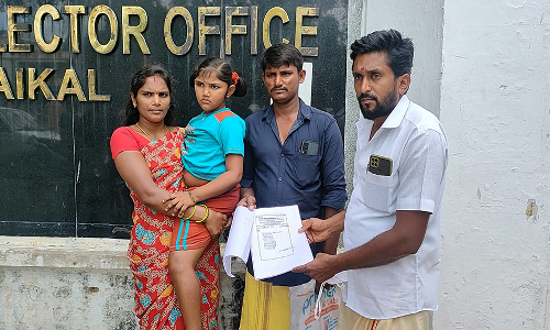 காரைக்காலில் தசை சிதைவு நோயால் அவதிபடும் 9 வயது சிறுமி