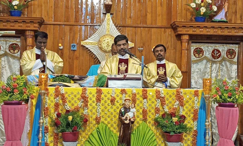 கல்லிடைக்குறிச்சி  புனித அந்தோனியார் திருத்தல திருவிழா கொடியேற்றம்