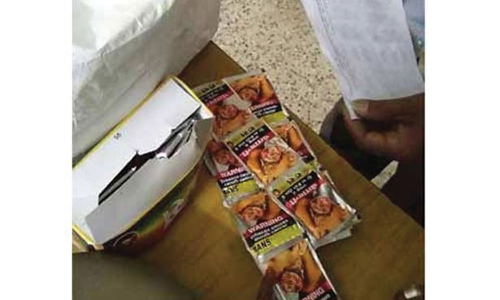 ரெயிலில் கடத்திய குட்கா பறிமுதல்