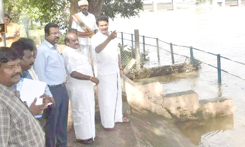 அணைக்கரையில் வெள்ள தடுப்பு பணி; அமைச்சர்- கலெக்டர் ஆய்வு