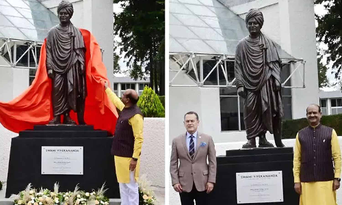 மெக்சிகோவில் சுவாமி விவேகானந்தர் சிலையை திறந்து வைத்தார் சபாநாயகர் ஓம் பிர்லா