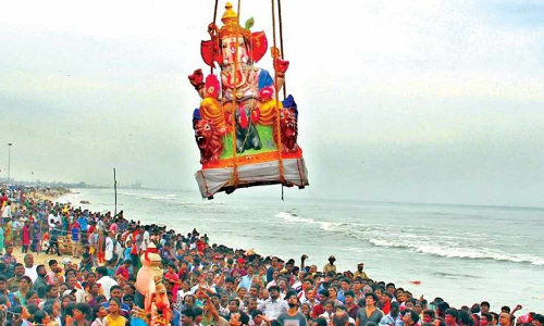 சென்னையில் இன்று விநாயகர் சிலைகள் ஊர்வலம்- 20 ஆயிரம் போலீசார் பாதுகாப்பு