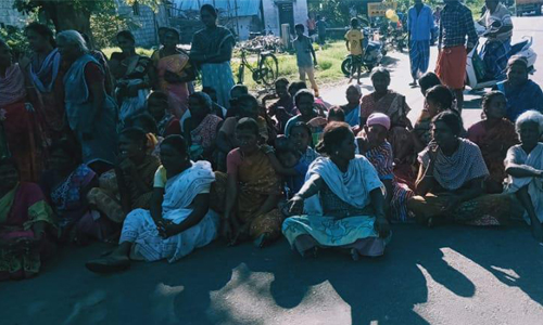 பொதுமக்கள் சாலை மறியல் போக்குவரத்து பாதிப்பு,