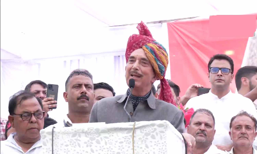 டுவிட்டரில் மட்டுமே காங்கிரசை பார்க்க முடிகிறது- குலாம்நபி ஆசாத் ஆவேசம்