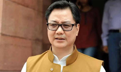 பிரதமரை தரக்குறைவாக பேசுபவர்கள் கருத்து சுதந்திரம் பற்றி கதறுகிறார்கள்: முன்னாள் நீதிபதிக்கு மத்திய மந்திரி பதிலடி