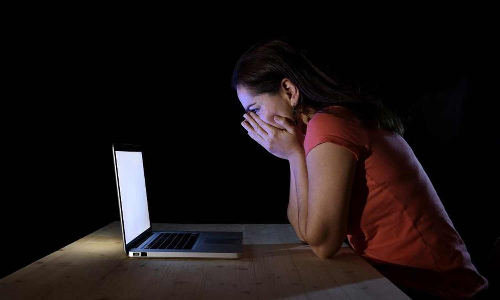 ஆன்லைன் ஆபத்து... எச்சரிக்கை தகவல்கள்...