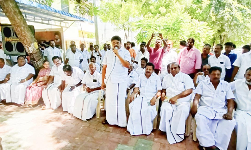 தி.மு.க.செயல்வீரர்கள் ஆலோசனை கூட்டம்